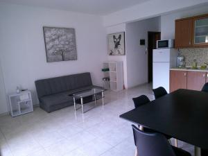 Kuchyň nebo kuchyňský kout v ubytování Konstantinos Apartmend Chalkidiki