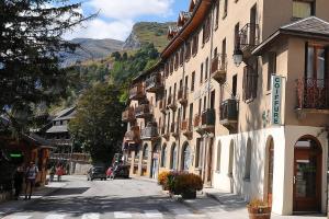 Nespecifikovaný výhled na hory nebo výhled na hory při pohledu z apartmánu