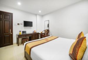 Televiisor ja/või meelelahutuskeskus majutusasutuses Hoa Phong Airport Danang Hotel