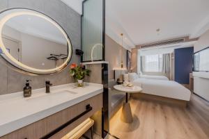 Ванна кімната в Xinhuating Business Hotel