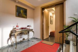Fotografie z fotogalerie ubytování MOYDOM Private Ensuite with Shared Balcony & Kitchen v Novém Dillí