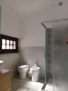 Kupaonica u objektu Casa Renatina