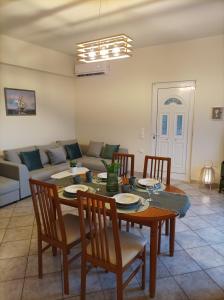 Χώρος καθιστικού στο Seaview Apartment