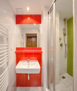 Kylpyhuone majoituspaikassa Hotel Gól garni