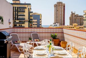 Zdjęcie z galerii obiektu Atico Prada - 3 bedroom penthouse in the heart of Fuengirola w mieście Fuengirola