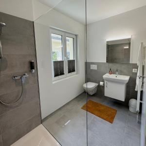Koupelna v ubytování Hotel Rätia