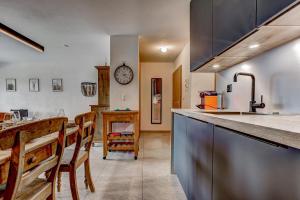 Η κουζίνα ή μικρή κουζίνα στο Appartement Bellevue 211