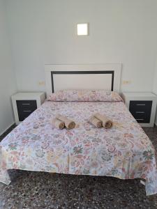 Postel nebo postele na pokoji v ubytování Beautiful Apartment Playa Del Cura Beach in Torrevieja Spain
