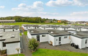 an aerial view of a row of white houses at Terrassehus in Fæbæk