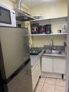 Η κουζίνα ή μικρή κουζίνα στο cozy & Quiet Tow Bed & one bath