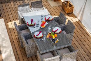 Jídlo v vily nebo okolí