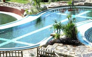 La pileta dentro o cerca de Sari Ater Hotel & Resort