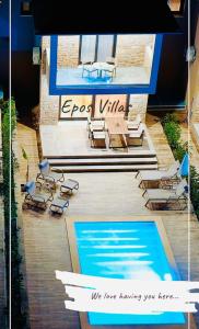 Výhled na bazén z ubytování Epos Villas & Luxury Studios nebo okolí
