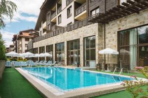 Bazén v ubytování Terra complex -D6 - Balkan private apartment-Spa Sking Golf and Relax nebo v jeho okolí