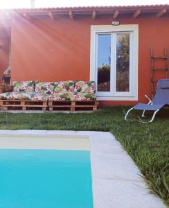 Bazén v ubytování Casa da Ribeira nebo v jeho okolí