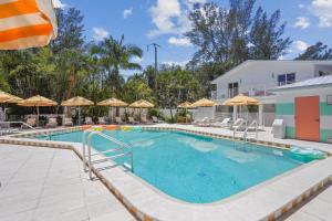 Бассейн в Shore Enuff или поблизости