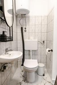 A bathroom at Luš Residence