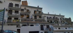 Το κτήριο όπου στεγάζεται  το διαμέρισμα