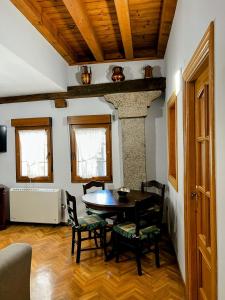 Фотография из галереи Hostal Plaza в городе Сеговия