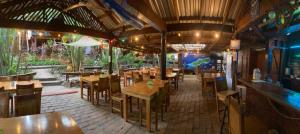 Restaurace v ubytování Mango Inn Resort