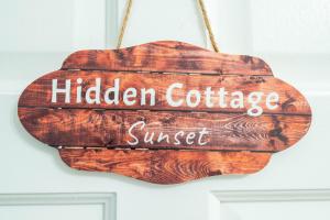 The Hidden Cottage的证书、奖牌、标识或其他文件