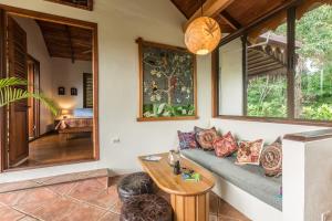 Gallery image of Villa Toucan with National Geographic Views in Puerto Viejo +23 photos