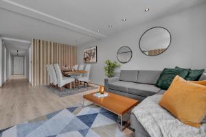 Area tempat duduk di Arctic Homes - Premium Plaza