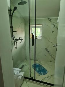 O baie la JS apartmani