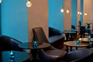 Posezení v ubytování Motel One Wien-Staatsoper