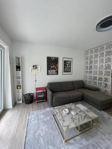 Posezení v ubytování Luxuriöses Apartment für 4 Personen, Neubau, Parkplatz free