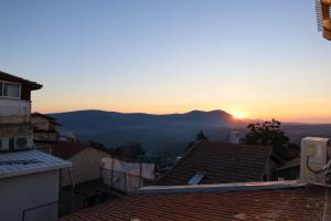 Nespecifikovaný výhled na hory nebo výhled na hory při pohledu z bed and breakfast