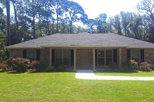 多芬岛Seven Rings的房屋,有院子,有房子