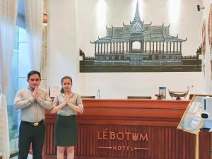 Gestir sem dvelja á Le Botum Hotel