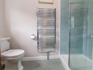 Ένα μπάνιο στο Millgate Cottage +19 φωτογραφίες