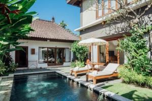 Bazén v ubytování Desa Swan Villas & SPA, Keramas nebo v jeho okolí