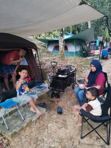 Majutusasutuse Rasa Durio Eco Glampz külastajad