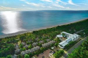 an aerial view of a resort near the ocean at Aquamaris Strandresidenz Rügen in Juliusruh