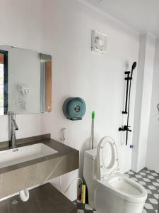 Et badeværelse på Bách Xanh House