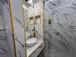 Koupelna v ubytování Luxury10 Loft plaza mayor nooo