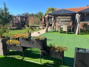 Gallery image of House Varna-3 in Krapets +11 photos