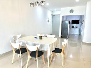 Fotografie z fotogalerie ubytování IJM Condo with Pool #Yoyo Homestay v destinaci Sandakan