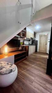 Kuchyň nebo kuchyňský kout v ubytování Loft Unit One Bedroom with terrace
