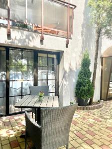 Patio nebo venkovní prostory v ubytování Domek Mustang