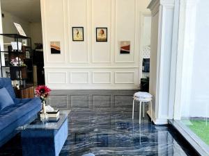 Afbeelding uit fotogalerij van Skyline BlueDome Villa Ciwidey in Ciwidey