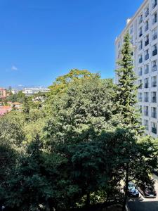 Air-conditioned apartment with garage near the sea