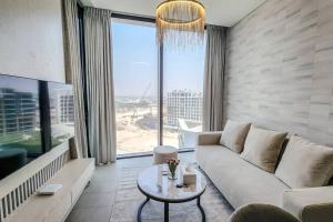Posezení v ubytování STAY BY LATINEM Luxury 1BR Holiday Home W1208 near Burj Khalifa