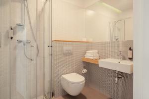 Koupelna v ubytování Hotel Faros Gdansk Airport + 37 fotografií