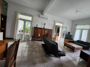 Posezení v ubytování villa avec piscine