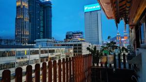 Een algemene foto van Hong Kong of een uitzicht op de stad vanuit het appartement