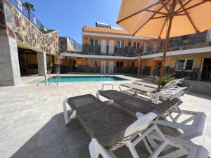Bazén v ubytování Patalavaca Pool & beach View nebo v jeho okolí